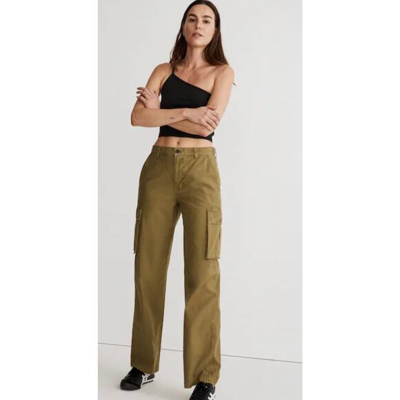 Madewell Garment-Dyed Low-Slung Straight Cargo Pants in Classic Olive Size 27 - Picture 4 of 10
